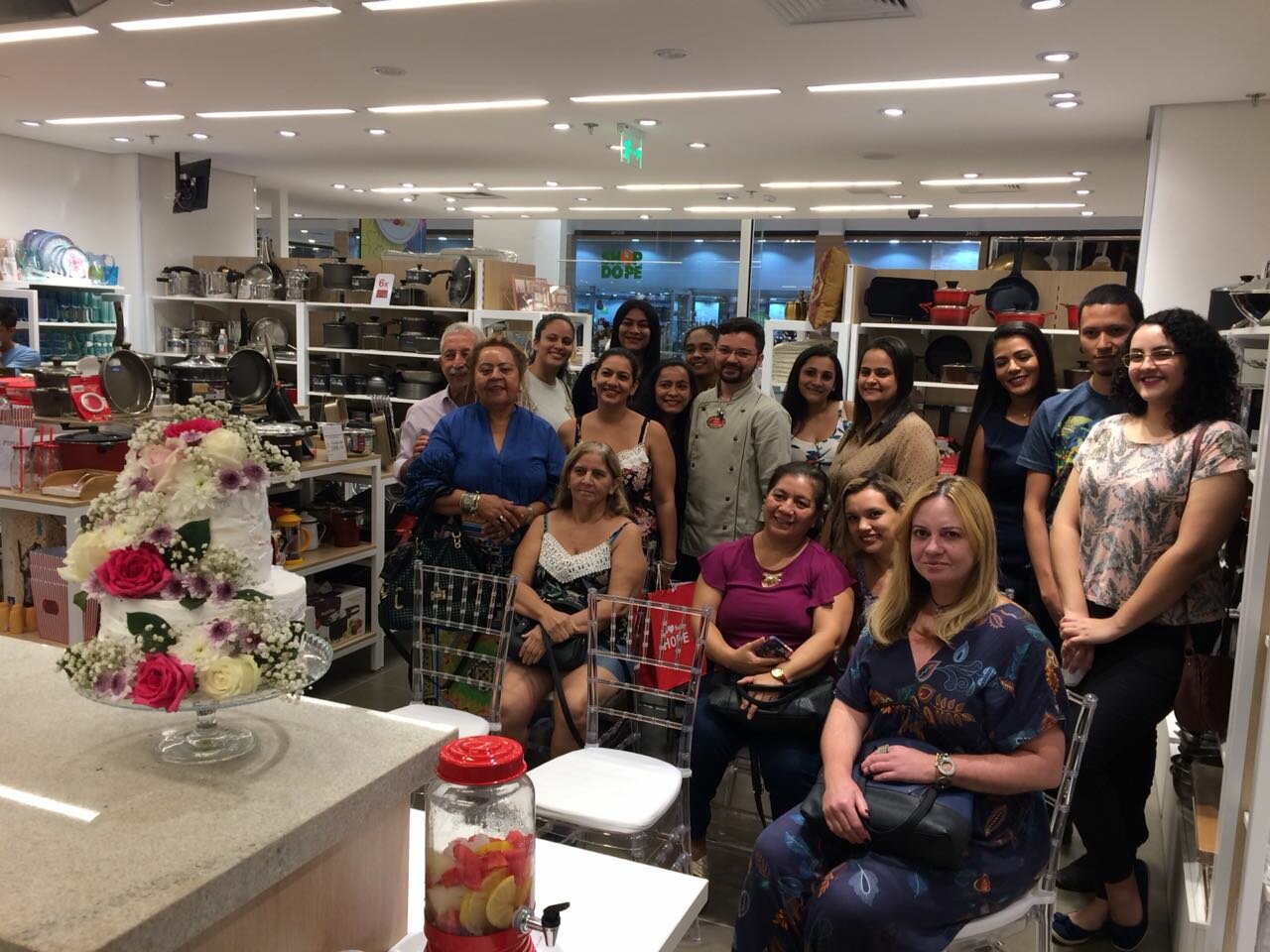 Loja Camicado oferece cursos gratuitos de culinária e decoração