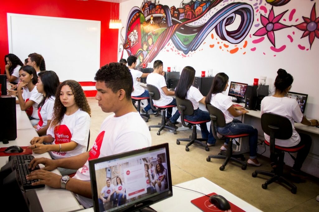 Coletivo Jovem anuncia abertura de inscrições para primeiras turmas de 2020