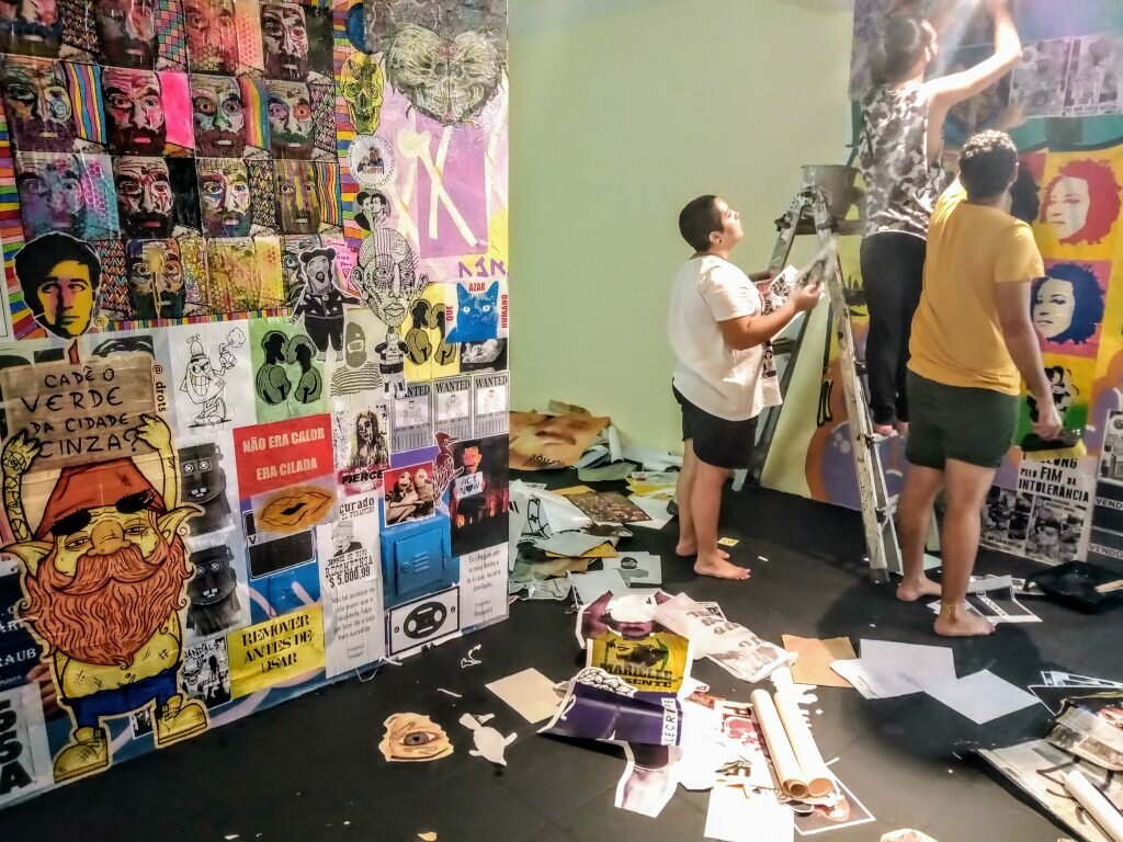 Exposição 'Os Lambes de Todo o Mundo' estreia na Galeria do largo